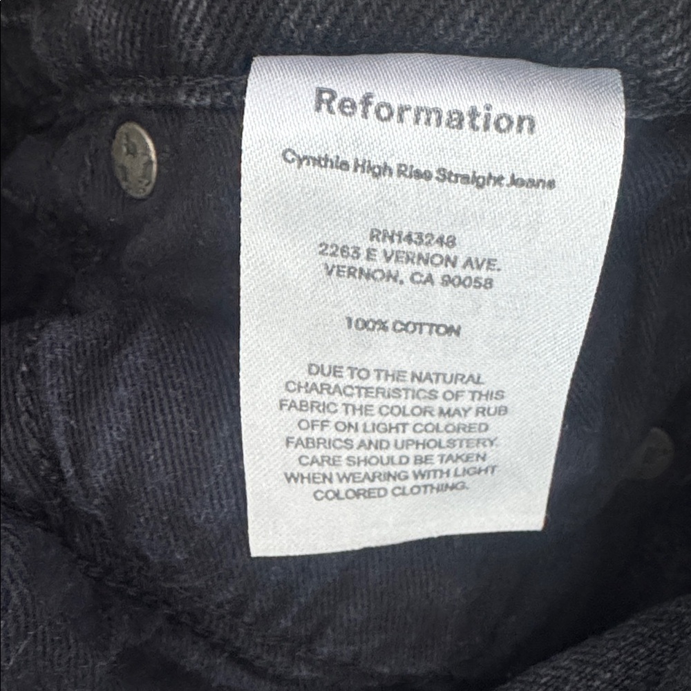 Reformation Cynthia High-Rise Straight Women’s Jeans - Seattle Wash - Picture 4 of 4